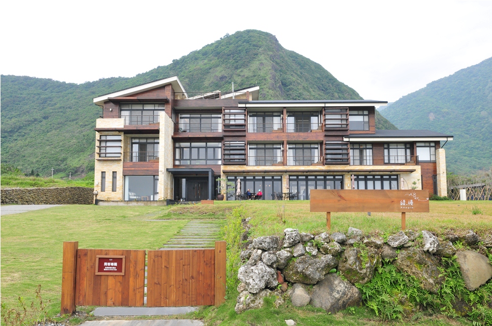 享受山與海的原始滋味,花蓮緩慢石梯坪|TRAVELER Luxe旅人誌